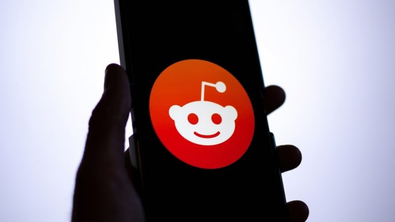 A Jobseeker Says Reddit Paints A Bleak Job Market. But Then Admits People Are Still Getting ‘Hired Every Single Day. That’s A Fact’