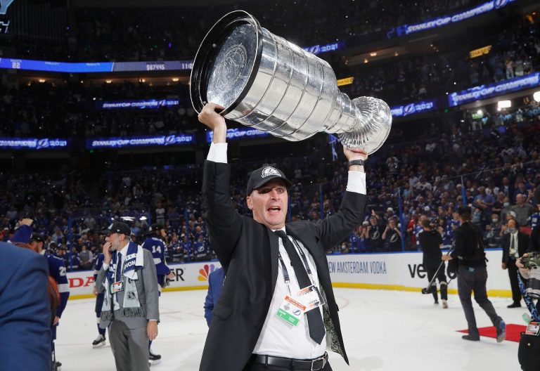 Islanders GM makes feelings crystal clear on potentially trading away No. 1 pick in 2025 NHL draft