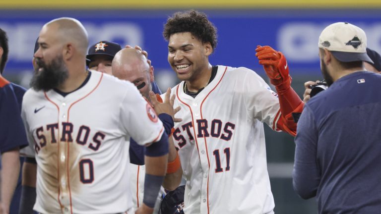 Astros remain AL’s hottest team with walk-off win against Twins
