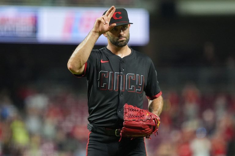 Padres vs. Reds: Game 2 prediction, odds, injuries, and picks