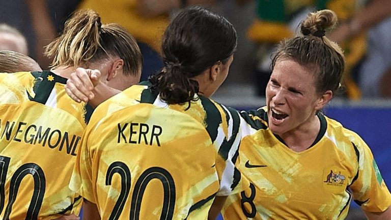 Matildas great Elise Kellond-Knight, AIS executive Matti Clements on launch of retired athlete peer support network