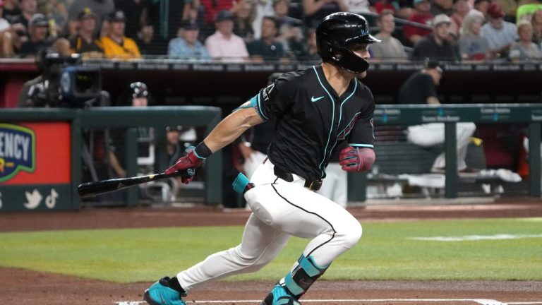 Diamondbacks’ Carroll has chip fracture in left wrist, timeline for return unknown
