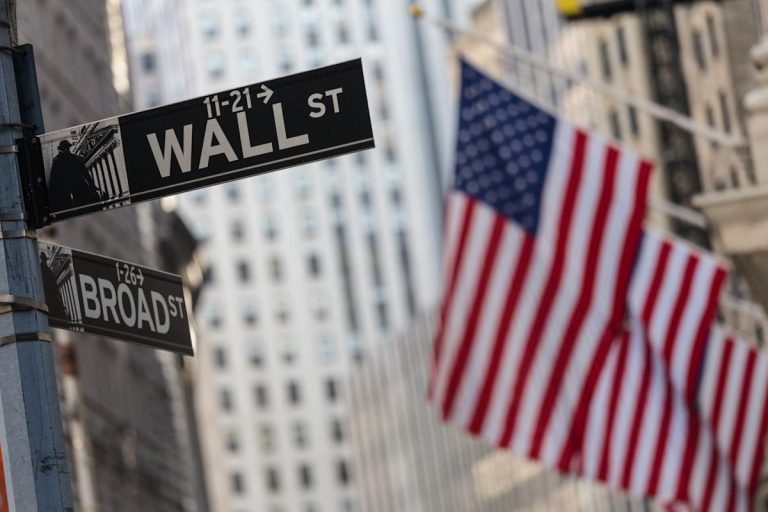 Stocks See Support Ahead of Fed Chair Powell Testimony