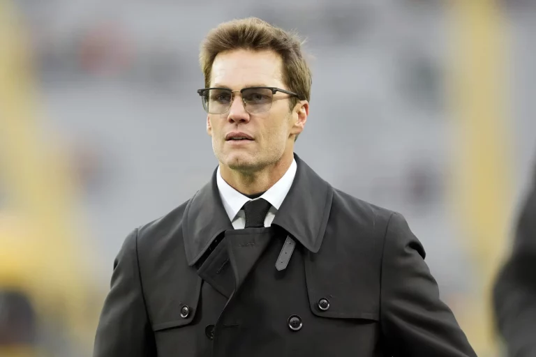 Tom Brady Reportedly Opposed Raiders’ Pursuit Of Veteran QB