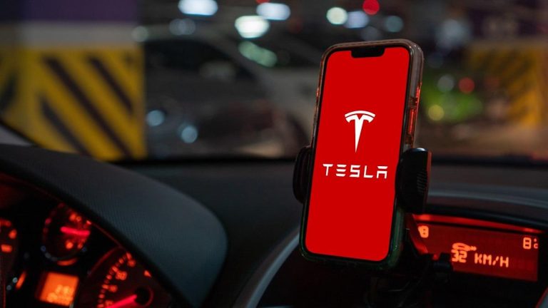 Tesla Model S lawsuit filed after fatal crash in New Jersey