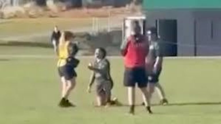 Rugby news 2025 | New Zealand player fakes injury, proposes to physio girlfriend, video