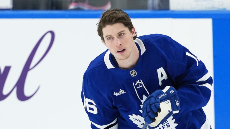 Golden Knights reportedly acquire, extend Mitch Marner