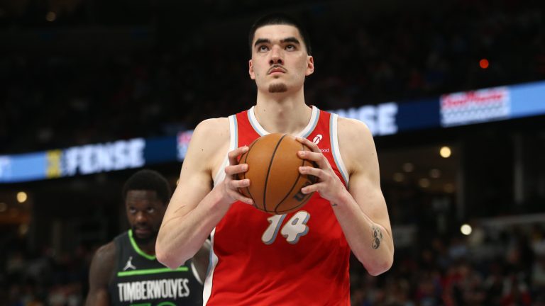 Grizzlies big man to have ankle surgery, may miss start of next season