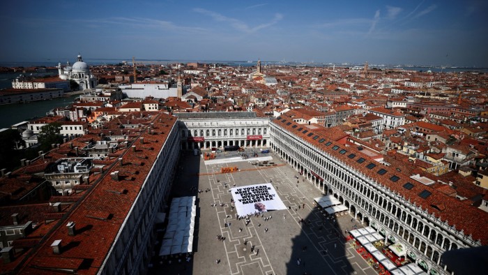 Jeff Bezos’s wedding draws storm of protest in Venice