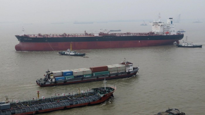 Many oil tanker owners reluctant to brave Strait of Hormuz, Frontline chief says