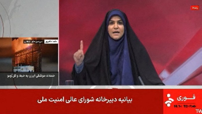 Iranian state TV anchor becomes a symbol of resistance