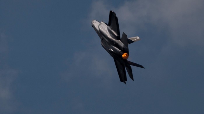 UK to purchase US jets capable of carrying nuclear weapons