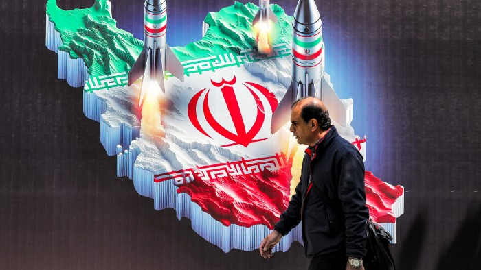 US weighs risks of Iranian retaliation