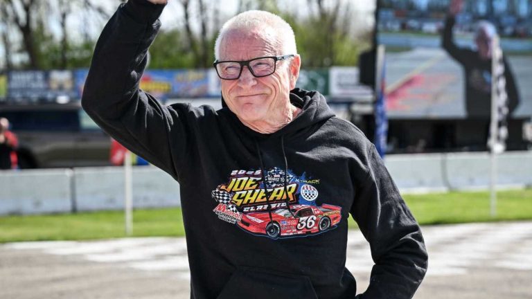 Mark Martin has harsh words about modern-day NASCAR