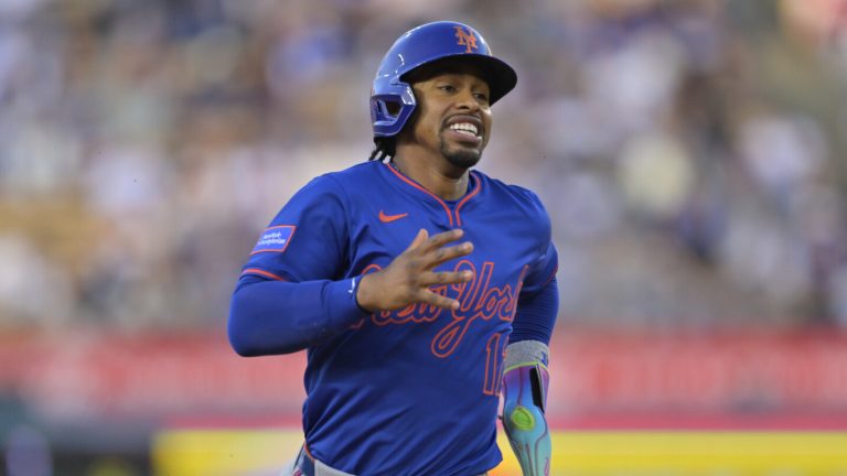 Mets manager feeling ‘a little bit better’ about Francisco Lindor’s injury
