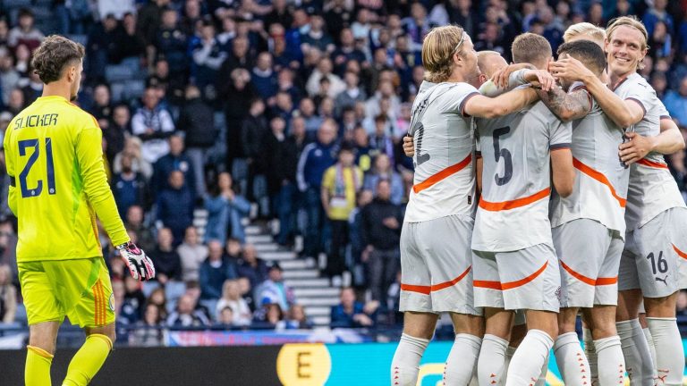 Scotland 1 – 3 Iceland
