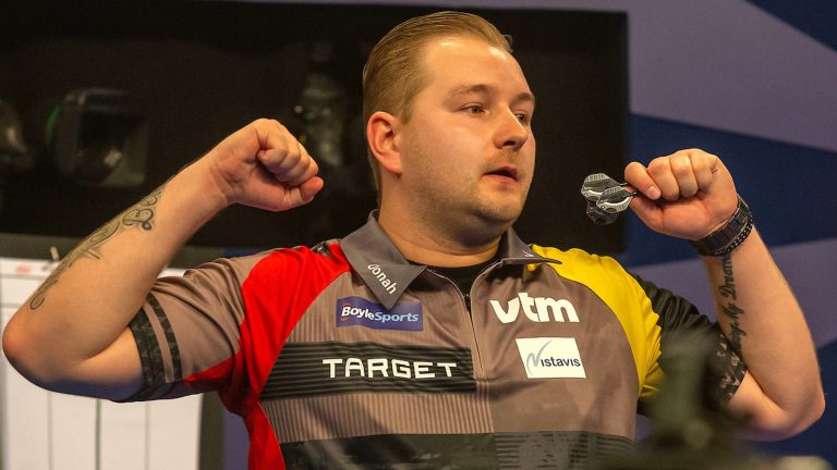 Dimitri Van den Bergh rules out full-time return to darts – ‘it’s not good for my family’ | Darts News