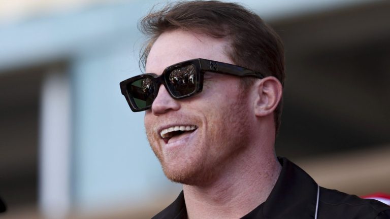 Saul ‘Canelo’ Alvarez shoves Terence Crawford as they go head-to-head again before Las Vegas fight | Boxing News