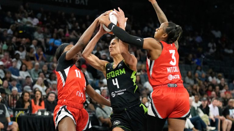 Ogwumike has 25 points, Diggins scores 24 to help Storm beat Aces