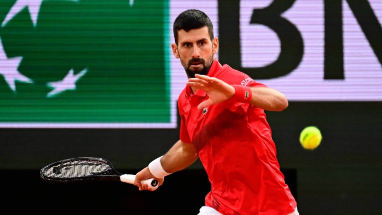 Watch: Novak Djokovic advances to French Open semis