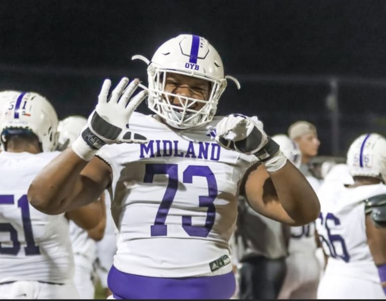 Four-star OL Pulelei’ite Primus down to three schools, sets commitment date