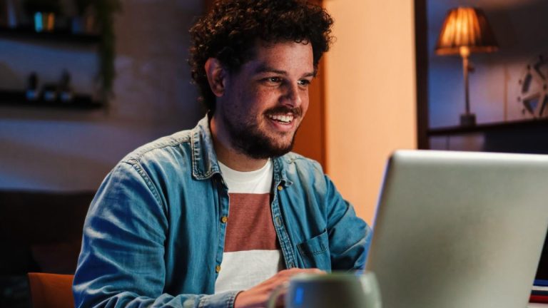 I asked ChatGPT for Prompts To Find High-Income Side Gigs — Here are the 6 Best