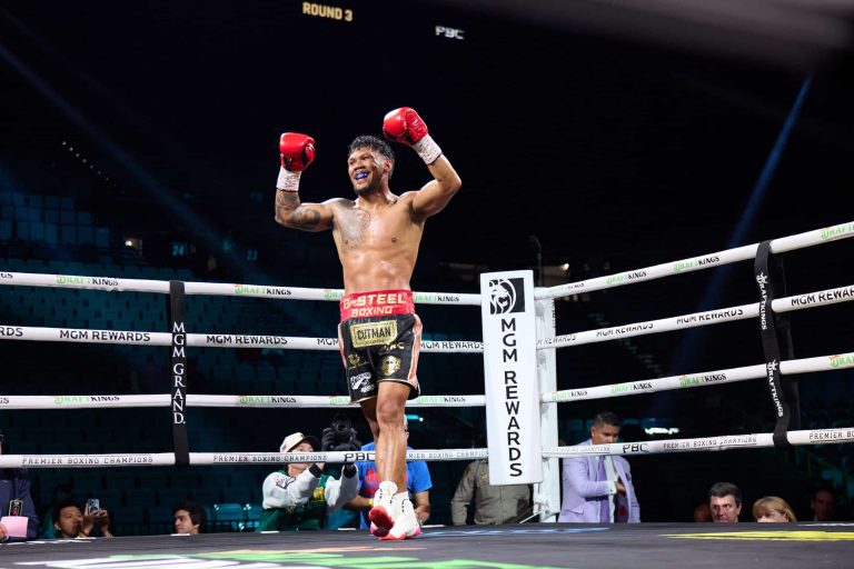 Eumir Marcial scores TKO win to open Pacquiao-Barrios card
