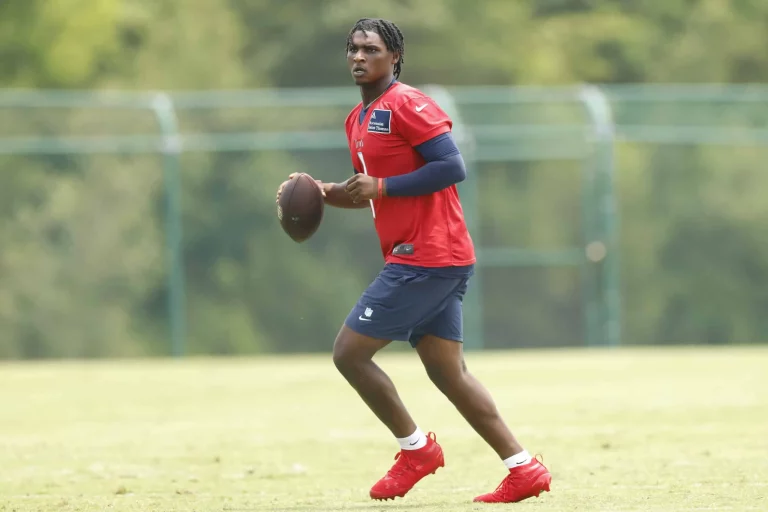 Cam Ward Has High Praise For Titans’ Veteran WR