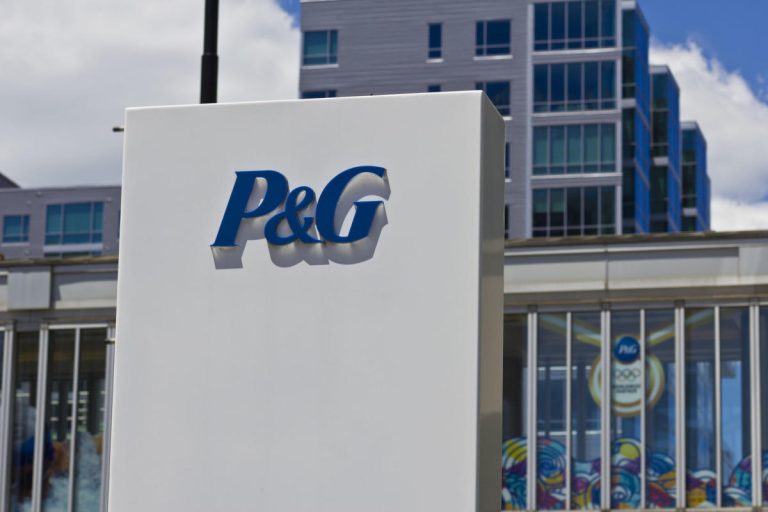 UBS Trims P&G (PG) Price Target, Maintains Buy Rating