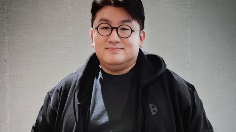Financial Services Commission reports BTS’ label chairman Bang Si-hyuk alongside other executives to the prosecution on suspicion of unfair trading