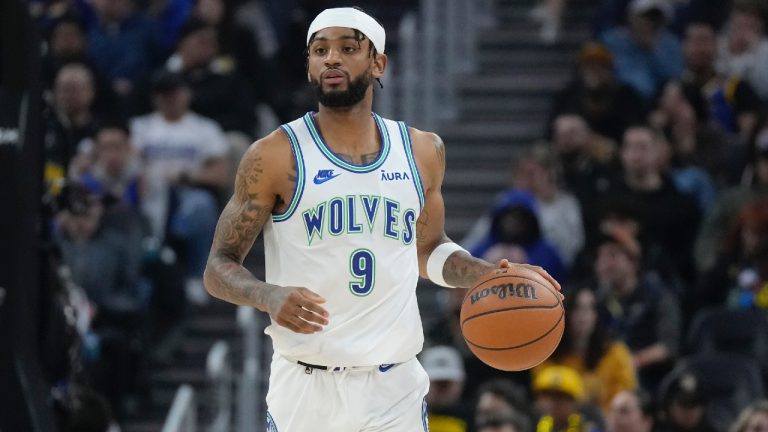 NBA free agency roundup: Spurs, Rockets, Hawks make early moves