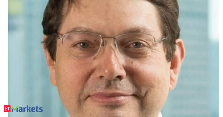 US equities: Dollar sentiment deeply negative, but yield moves may stir volatility: Steve Englander