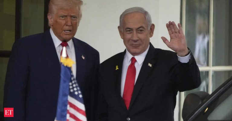 Netanyahu meets Trump at White House as Israel, Hamas discuss ceasefire