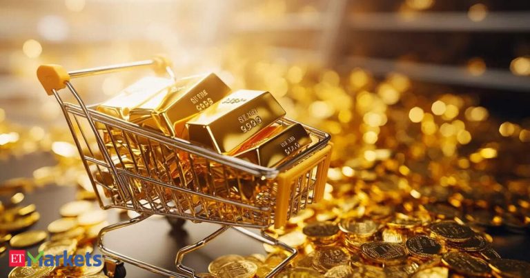 Gold edges higher as Trump tariff moves keep markets on edge