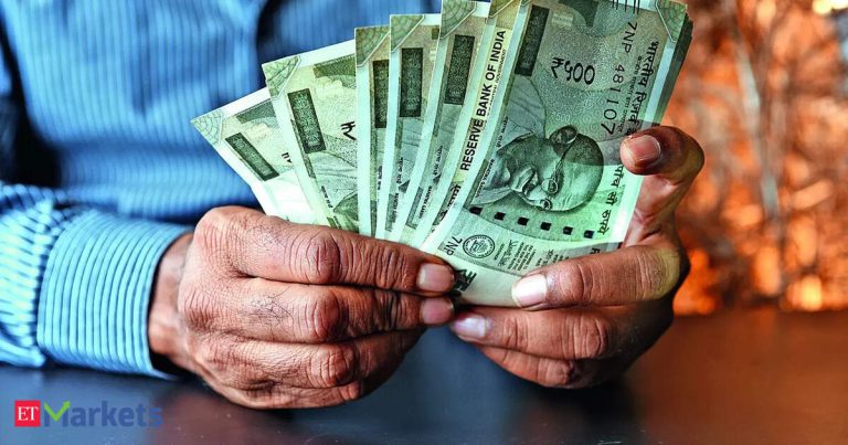 Bank Liquidity: Overnight rates dip as government spends boost bank liquidity