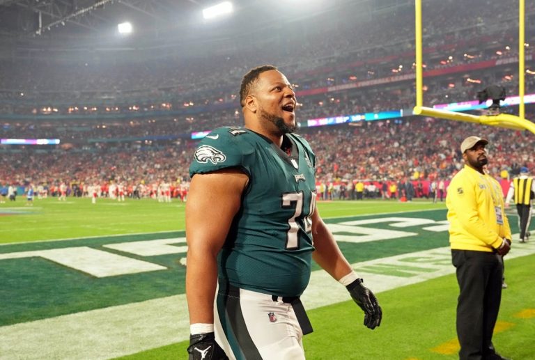 Ndamukong Suh announces retirement from NFL