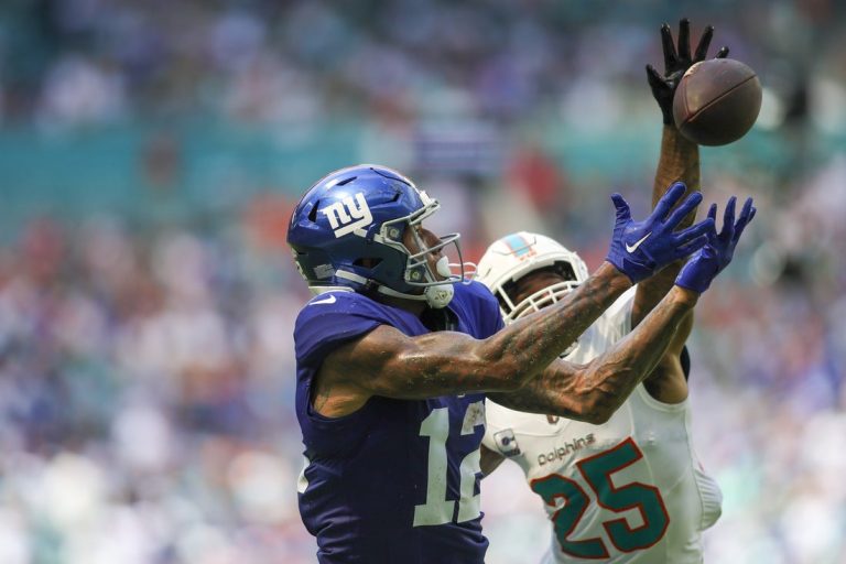 Agents: Dolphins deal with Giants for retired TE Darren Waller