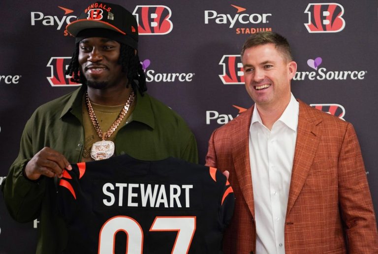 Reports: Bengals, rookie DE Shemar Stewart reach contract agreement