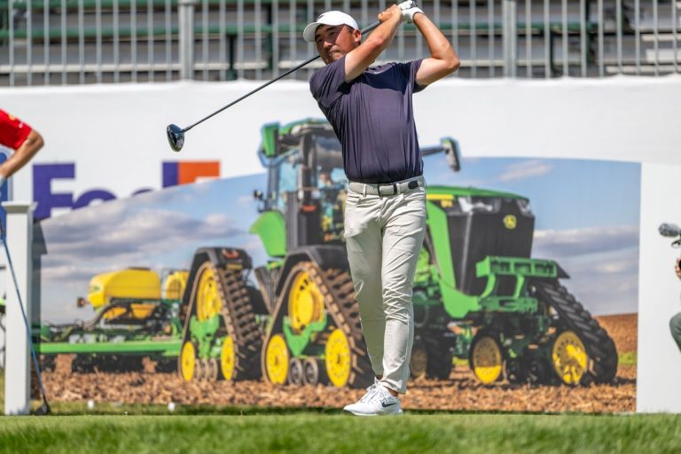 Doug Ghim clings to one-shot lead at John Deere Classic