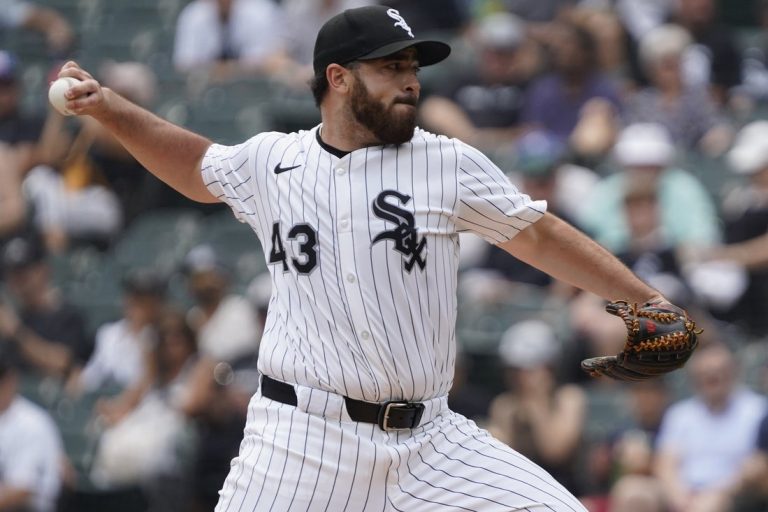 White Sox go for elusive series sweep in Pittsburgh