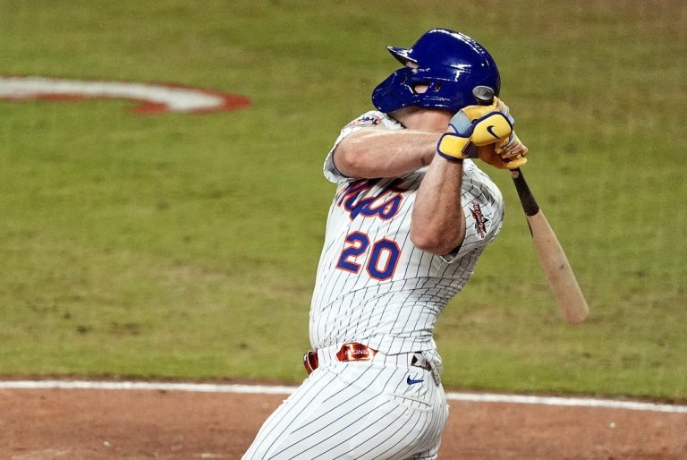 Mets’ Pete Alonso (hand) out of starting lineup vs. Reds