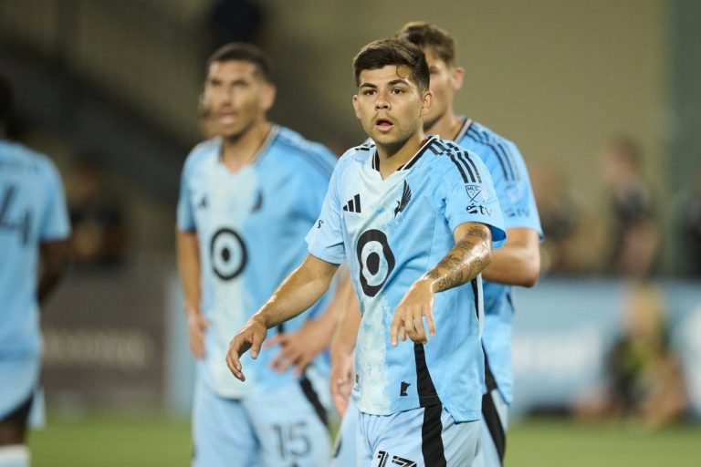 Minnesota United hope to move up Western Conference against St. Louis