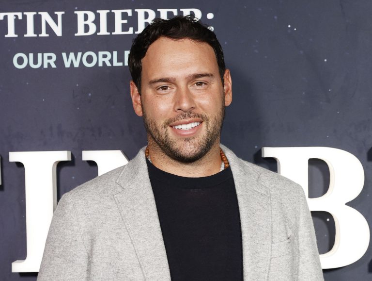 Scooter Braun steps down as CEO of HYBE America