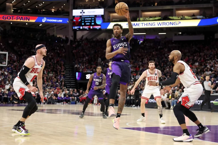 Kings Are Reportedly ‘Still Looking’ To Trade 2 Key Players