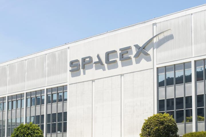 Elon Musk’s SpaceX Moves Bitcoin For The First Time In 3 Years: Is A Sell-Off Incoming?