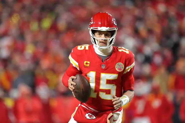 Chiefs WR Sends Warning About Patrick Mahomes This Season