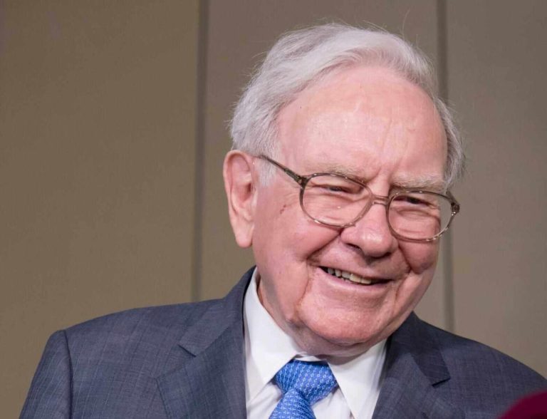 Warren Buffett Warns ‘Many Managerial Princesses Remain Serenely Confident About the Future Potency of Their Kisses’