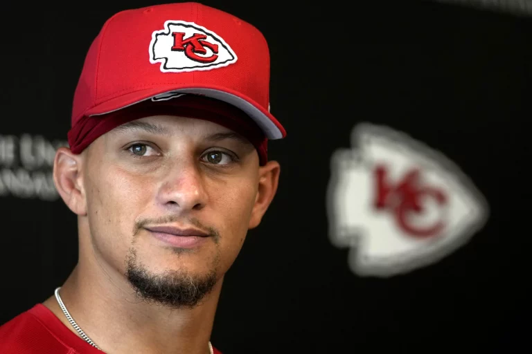 Patrick Mahomes Sends Strong Message About Chiefs’ ‘Revenge’ Season
