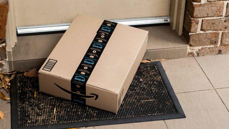 This Amazon Side Hustle Made a Seller $140K a Month in Passive Income