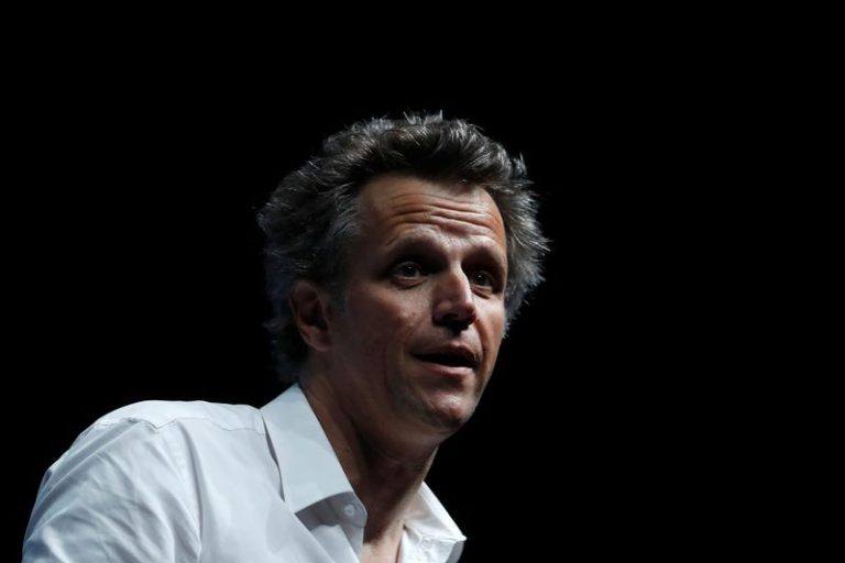 Publicis’ CEO dismisses Meta threat, raises yearly growth guidance